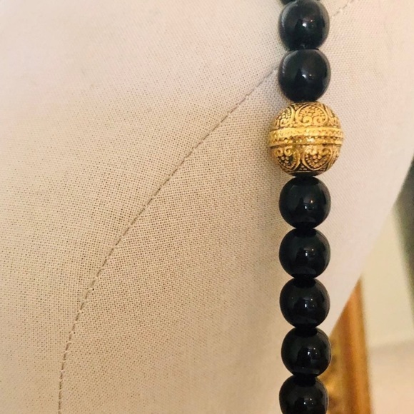 Beautiful 1928 Black Glass necklace - Picture 3 of 11